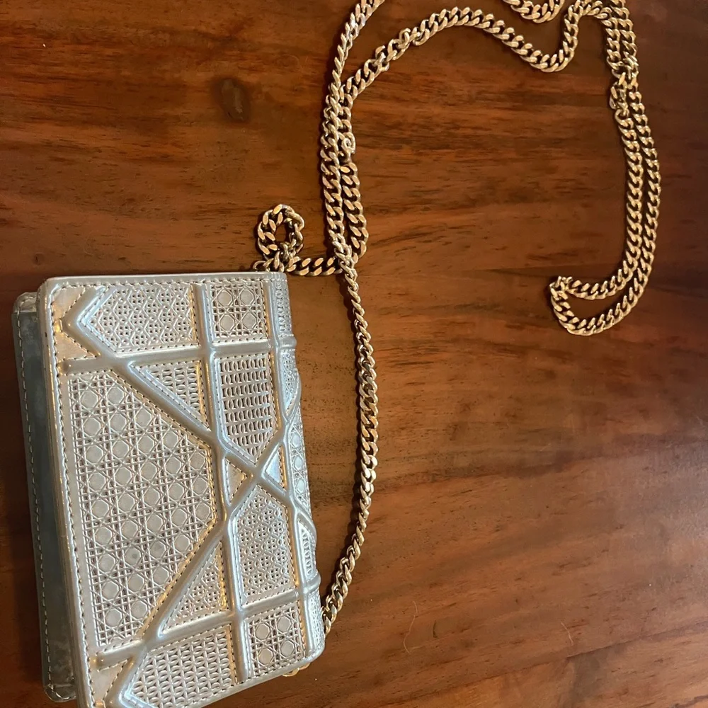 DIOR DIORAMA MICRO WITH CROSSBODY CHAIN! - Picture 7 of 13